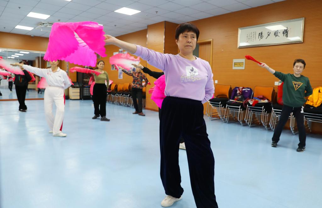 健康不“宅”冬冬季运动小贴士亚星体育入口来了(图1)